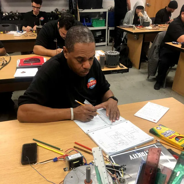 how long is hvac school